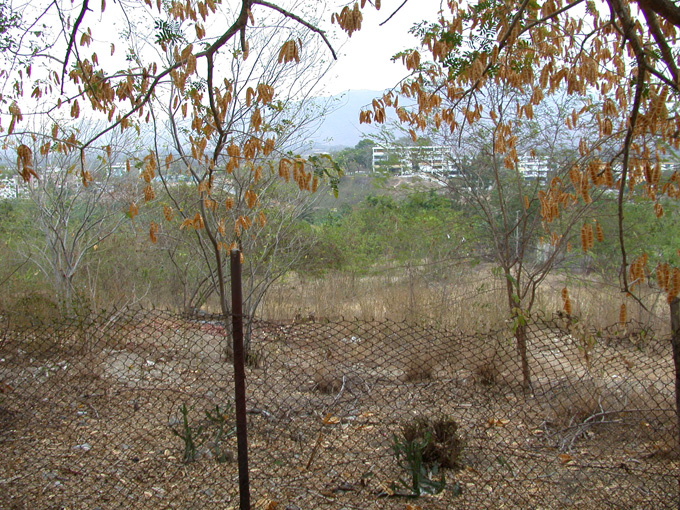 Kettle Hill from San Juan Hill (La Loma Caldera)